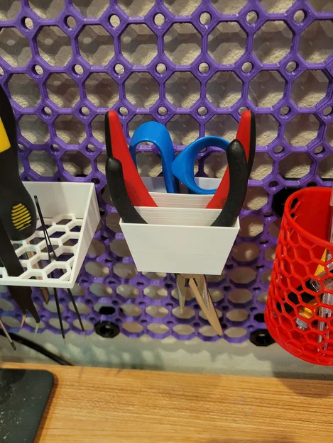 Kẹp giữ kéo & kìm Multiboard (Multiboard Scissor and Pliers Holders) - Image 1