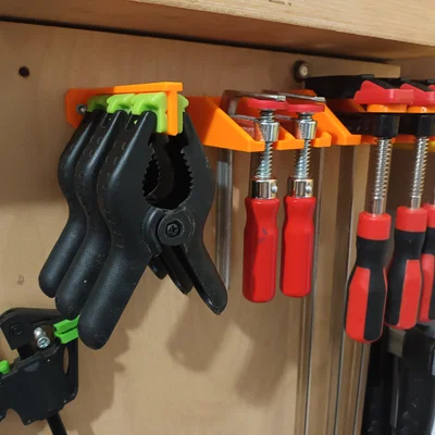 Giá treo kẹp 3D (Spring clamp holder) - Giải pháp sắp xếp xưởng gọn gàng