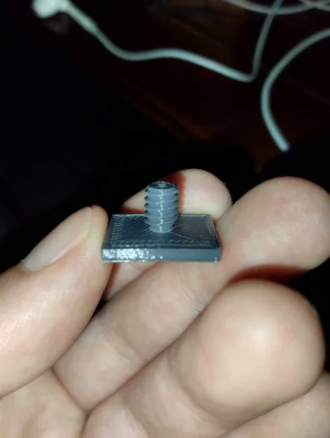 Đế gắn hot shoe 19mm chuẩn ốc 1/4"-20 cho máy ảnh và phụ kiện - Image 1