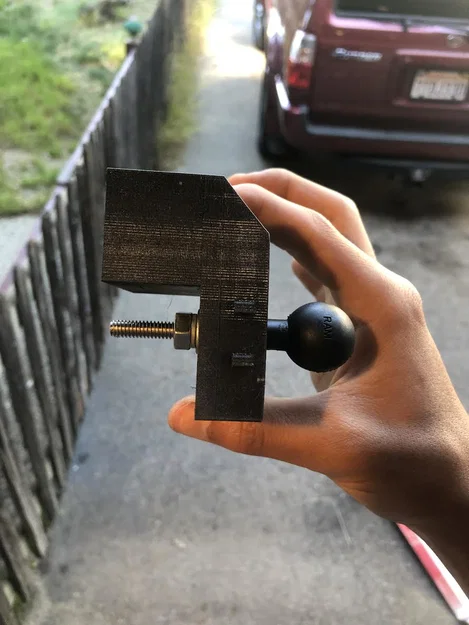 Giá đỡ RAM thay đồng hồ 3rd Gen 4Runner (Clock Ram Mount) - Image 3