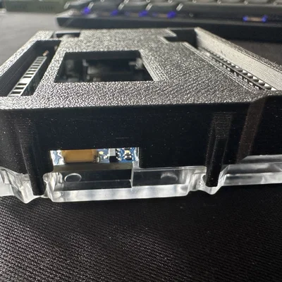 Vỏ bảo vệ Arduino R4 WiFi in 3D không cần ốc vít tiện lợi