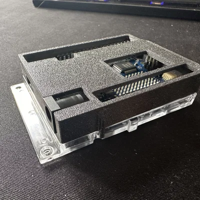 Vỏ bảo vệ Arduino R4 WiFi in 3D không cần ốc vít tiện lợi