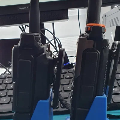 Chân đế để bàn in 3D cho bộ đàm Quansheng UV-5R/Plus/6R