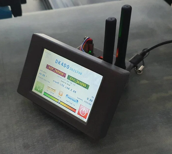 Pi-Star MMDVM Raspberry Pi A3+ với Nextion 3,5" - Image 1