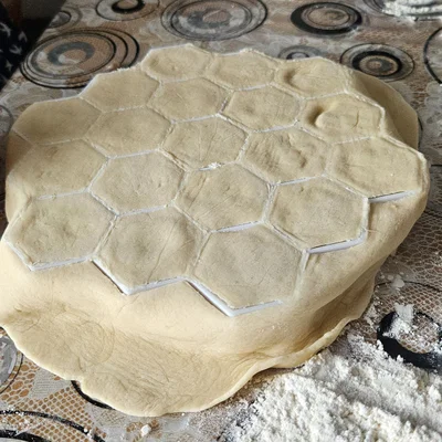 Khuôn làm Pelmeni Pelmenniza (2 kích cỡ)