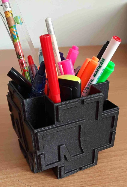 Ống đựng bút Rammstein Penholder - Image 1