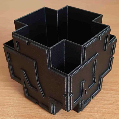 Ống đựng bút Rammstein Penholder