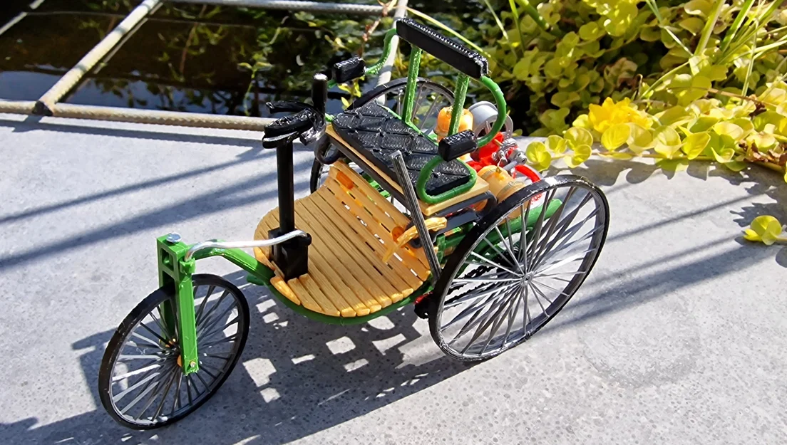 Mercedes Benz No. 1 năm 1886 – Designer Ed van der Heijden - Image 7