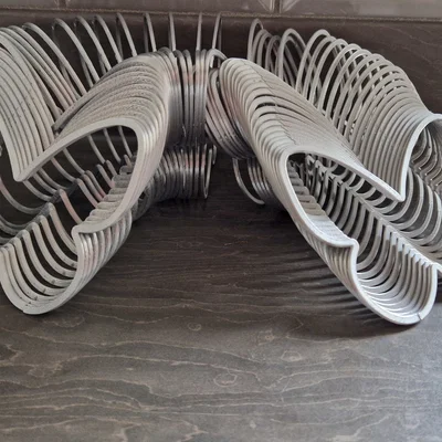Bướm Lò Xo Slinky Spring (Slinky Spring Butterfly)