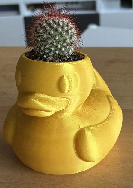 Chậu cây 3D hình chú vịt vàng Rubber Duck độc đáo - Image 1