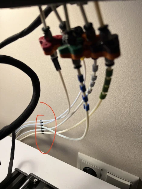 Kẹp ống PTFE dạng tham số (Parametric PTFE tube clip) - Image 3