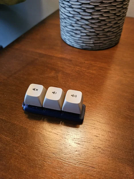 Móc khóa fidget switch Cherry MX - Image 2