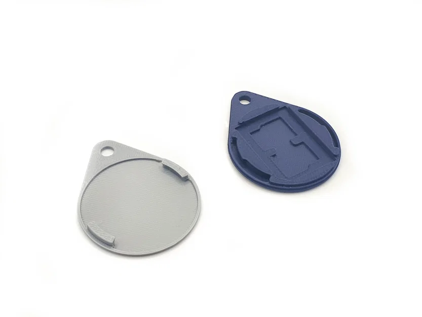 Móc Khóa Giấu Thẻ SD Mini – 2 Micro SD & 1 SD Card - Image 8