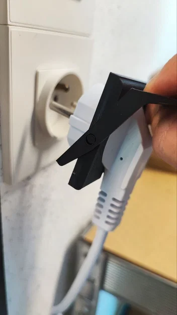 Dụng cụ hỗ trợ rút phích cắm điện an toàn (Débranche prise murale) - Image 2