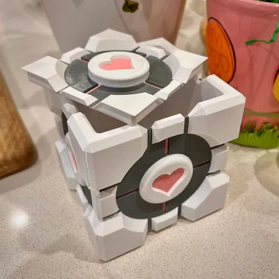Hộp Portal Companion Cube kèm nắp (container & lid)