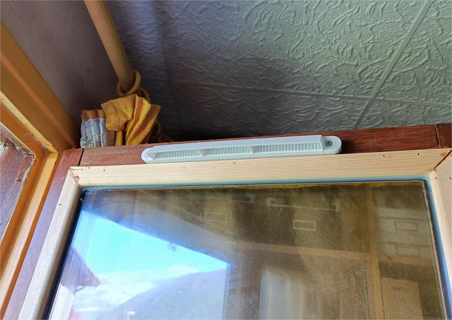 Lưới cửa lấy gió cửa sổ (giảm ồn) - Grid air inlet window - Image 1