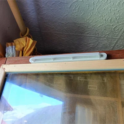 Lưới cửa lấy gió cửa sổ (giảm ồn) - Grid air inlet window
