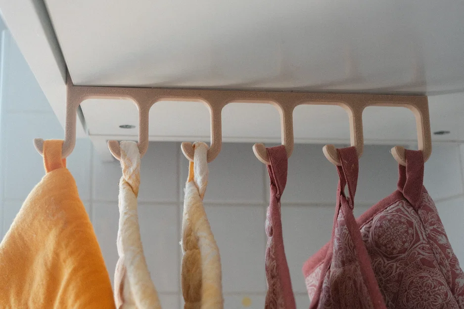 UnderHook – Bộ móc treo đa năng gắn dưới tủ bếp - Image 2