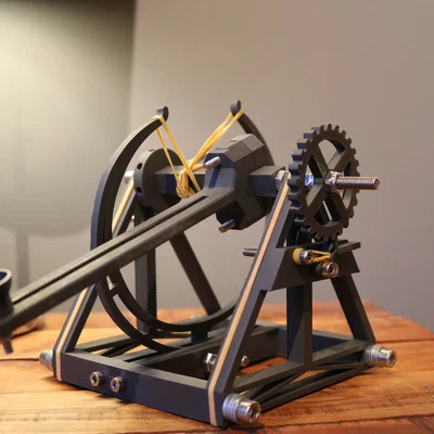 Máy bắn đá lấy cảm hứng từ Leonardo da Vinci