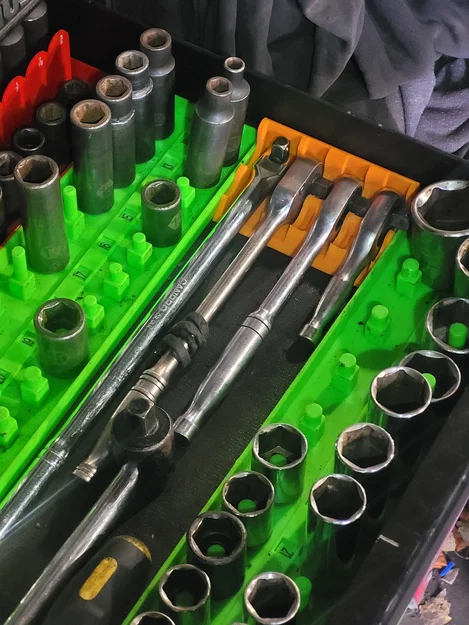 Khay đựng cần xiết lực và thanh cạy (Ratchet Rack) in 3D tiện lợi - Image 1