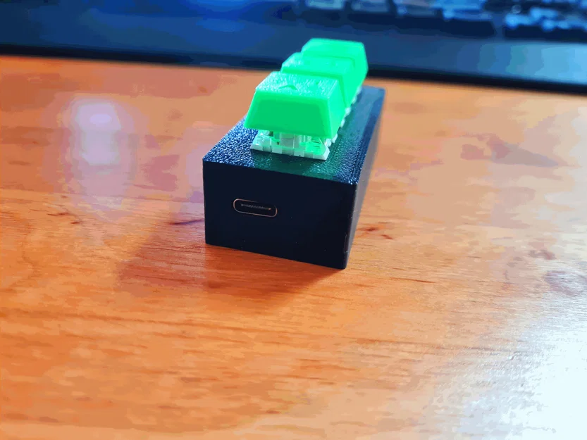 Bàn phím macro DIY tuỳ biến, đèn nền RGB, USB C (Cherry MX) - Image 2