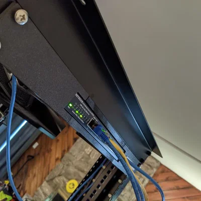 Adapter gắn rack 19" cho Netgear GS108 Switch (Rackmount Adapter)