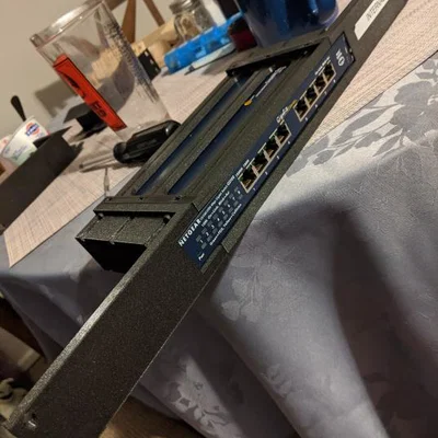 Adapter gắn rack 19" cho Netgear GS108 Switch (Rackmount Adapter)