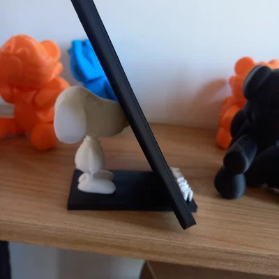 Soporte celular snoopy (Giá đỡ điện thoại Snoopy)