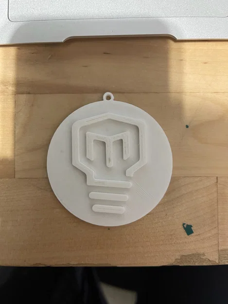 Móc khóa logo Mark Rober in 3D – Phụ kiện độc đáo cho fan sáng tạo - Image 1