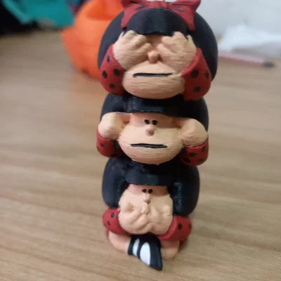 Tótem Mafalda sabiduria (no veo, no escucho, no hablo)