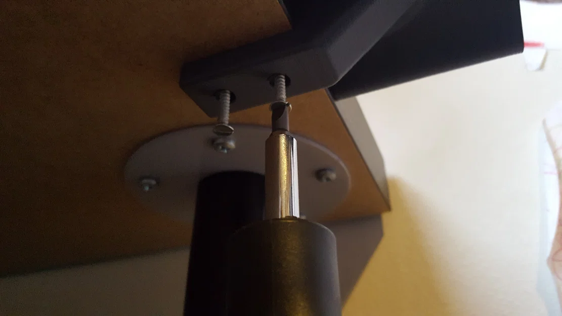 Giá treo tai nghe gắn dưới mặt bàn (Desk Mounted Headphone Holder) - Image 4