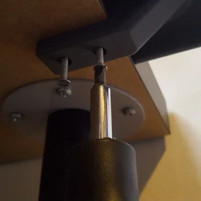 Giá treo tai nghe gắn dưới mặt bàn (Desk Mounted Headphone Holder)