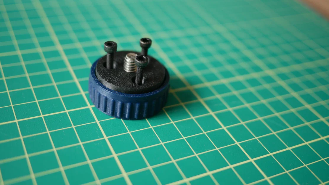 Mini Tripod Điều Chỉnh Được - Image 3
