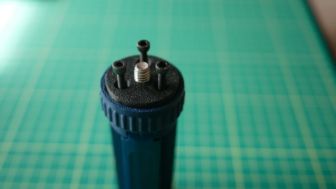 Mini Tripod Điều Chỉnh Được - Image 4