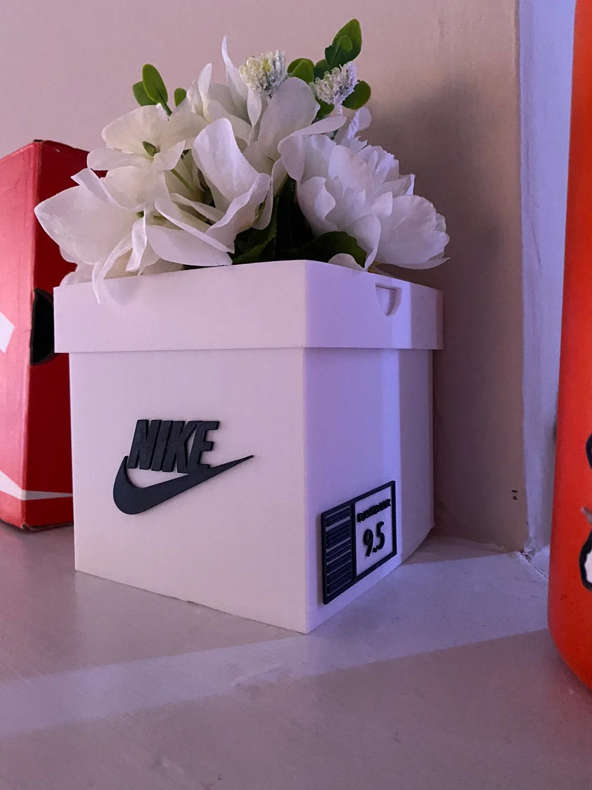 Mô hình 3D chậu cây Nike Shoebox Planter cực chất cho dân c… 1