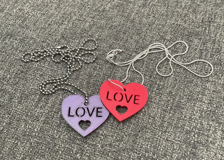 Mặt dây chuyền hình trái tim LOVE - Quà tặng 3D ý nghĩa cho Valentine - Image 1