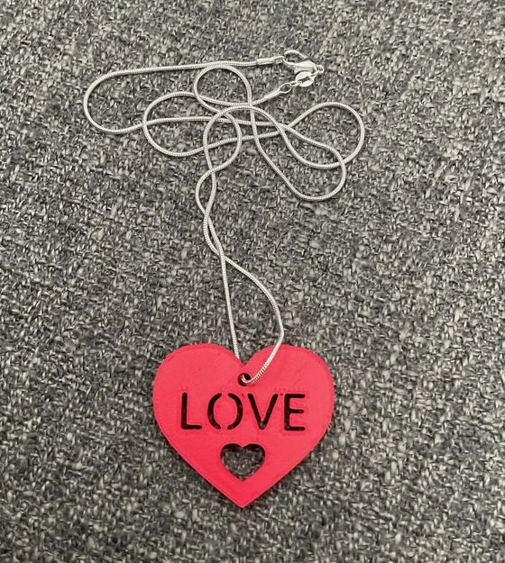 Mặt dây chuyền hình trái tim LOVE - Quà tặng 3D ý nghĩa cho Valentine - Image 3