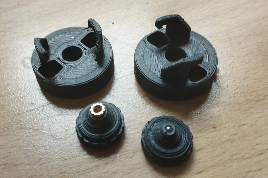 Phụ tùng Beyblade kim loại Ultimate của tôi - Image 1