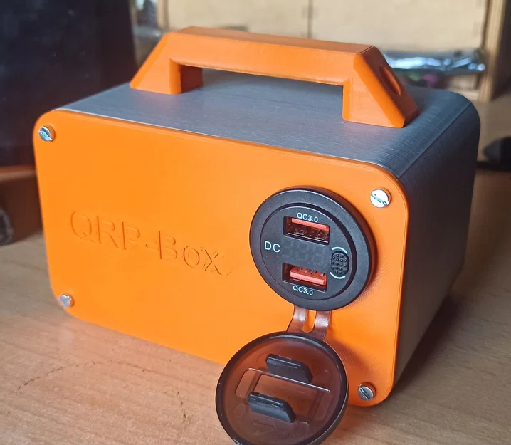 Hộp pin QRP 12V & USB (QRP Akkubox 12V und USB) - Image 1