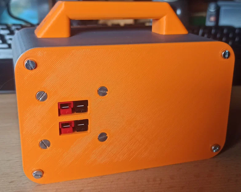 Hộp pin QRP 12V & USB (QRP Akkubox 12V und USB) - Image 4