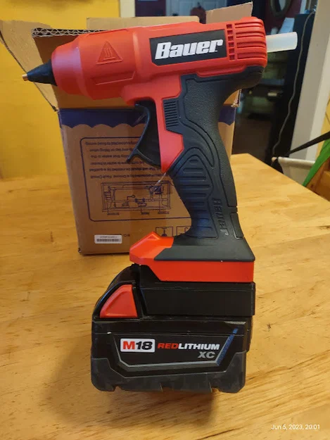Adapter pin Milwaukee M18 sang dụng cụ Harbor Freight Bauer 20V - Image 1