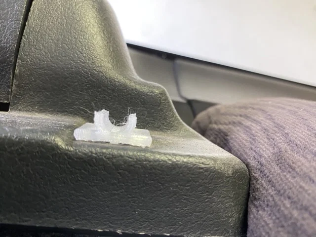 Clip cốp xe Nissan 200sx - Image 4