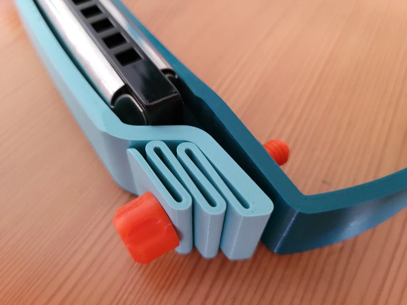 Giá đỡ Harmonica (Harmonica holder) in 3D - Image 1