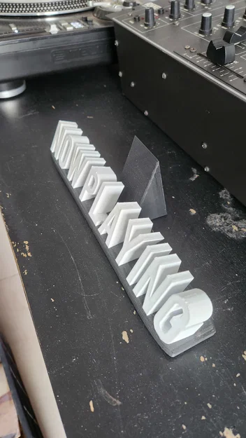 Kệ đỡ vinyl “Now Playing” - Image 3