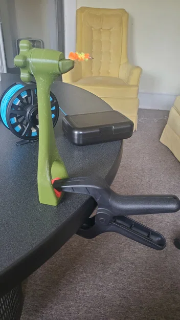 Fly vise (bàn kẹp buộc ruồi) in 3D - Image 2