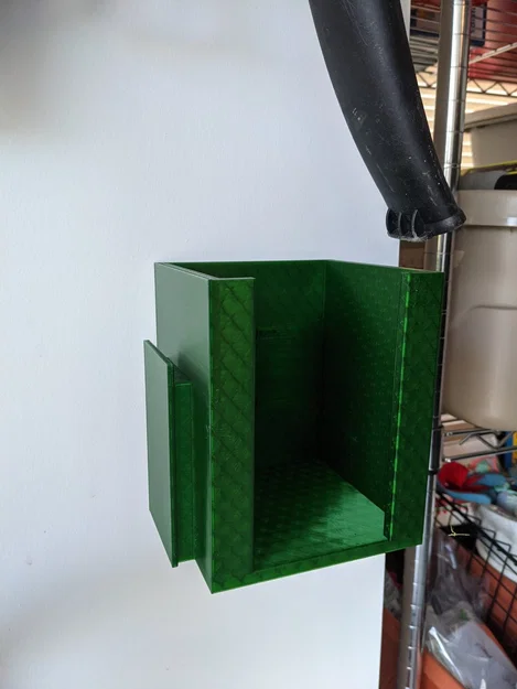 Giá treo pin máy cắt cỏ Ryobi (Ryobi lawnmower battery holder) - Image 3