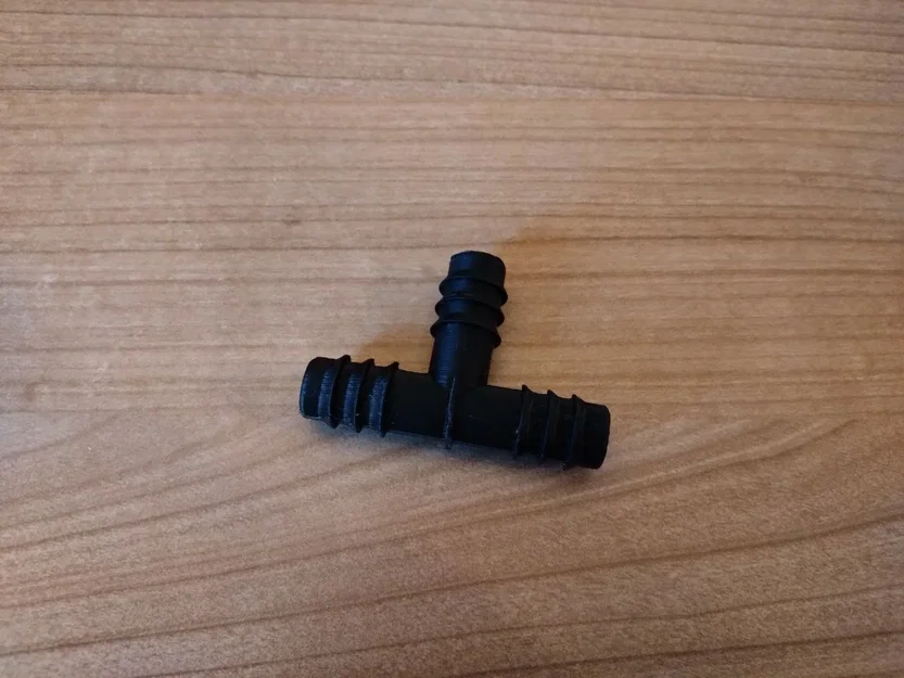 Đầu nối chữ T cho ống tưới 16mm (Irrigation pipe T connector) - Image 1