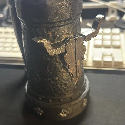 Giá đỡ lon bia Wacken Bierdosen Krug phong cách Viking ấn tượng
