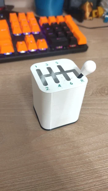 Mô hình cần số ô tô 1-6 cấp - Đồ chơi xả stress độc đáo cho bàn làm việc - Image 1