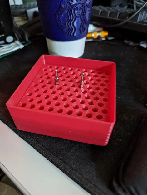 Khay giữ đầu vít 4mm nam châm Gridfinity (Gridfinity 4mm magnetic bit holder) - Image 1